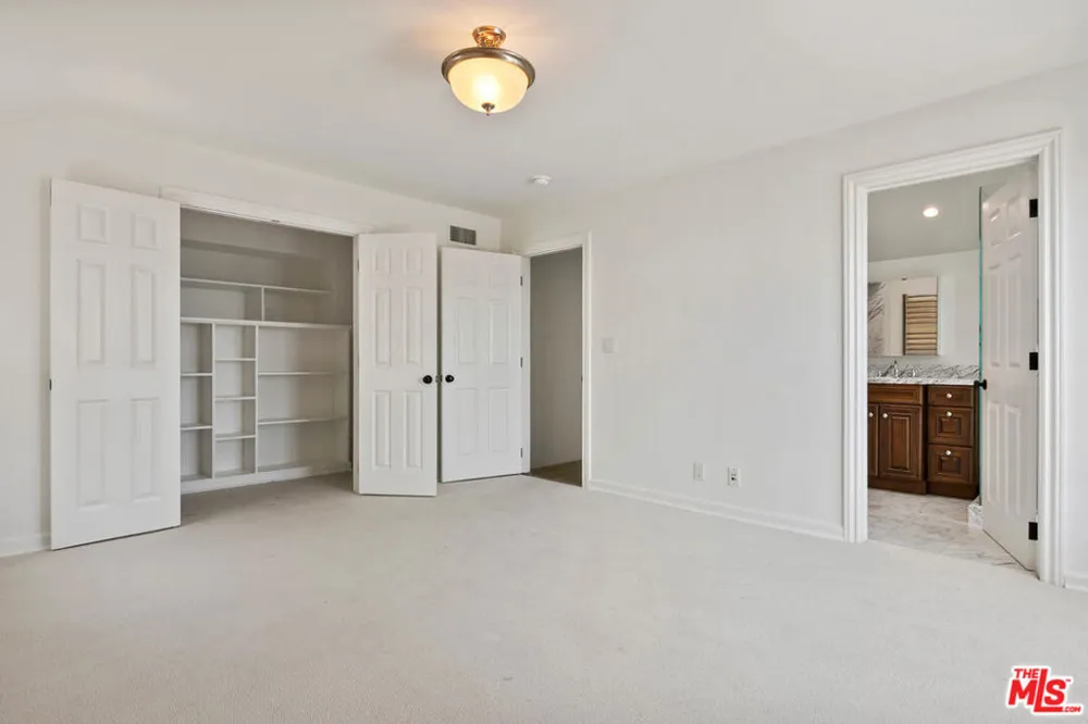 18133 Wakecrest Drive Malibu, CA 90265