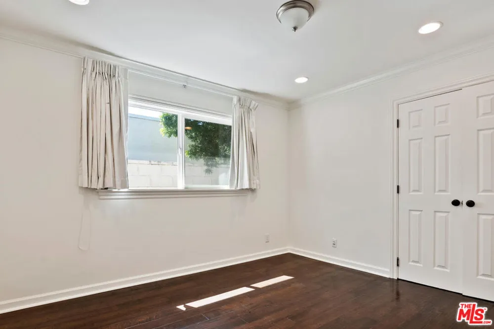 18133 Wakecrest Drive Malibu, CA 90265