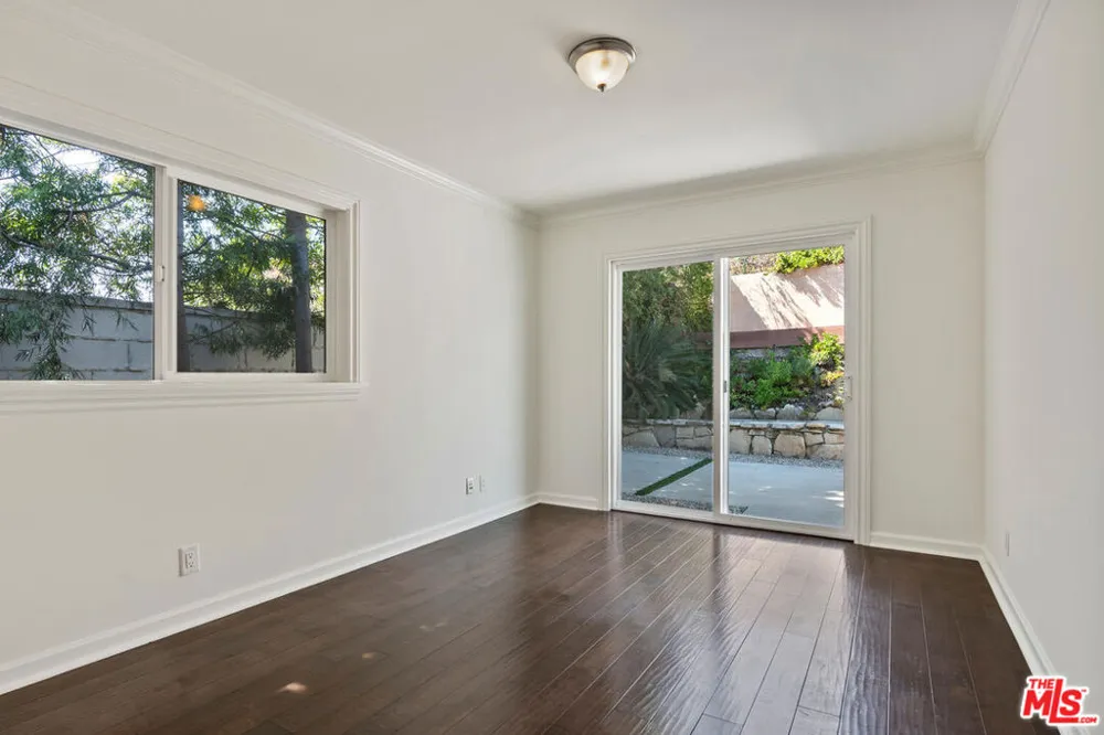 18133 Wakecrest Drive Malibu, CA 90265