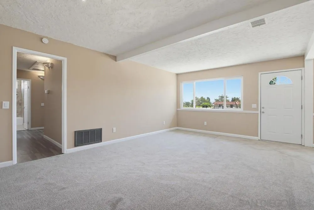 1626 Rue De Valle San Marcos, CA 92078