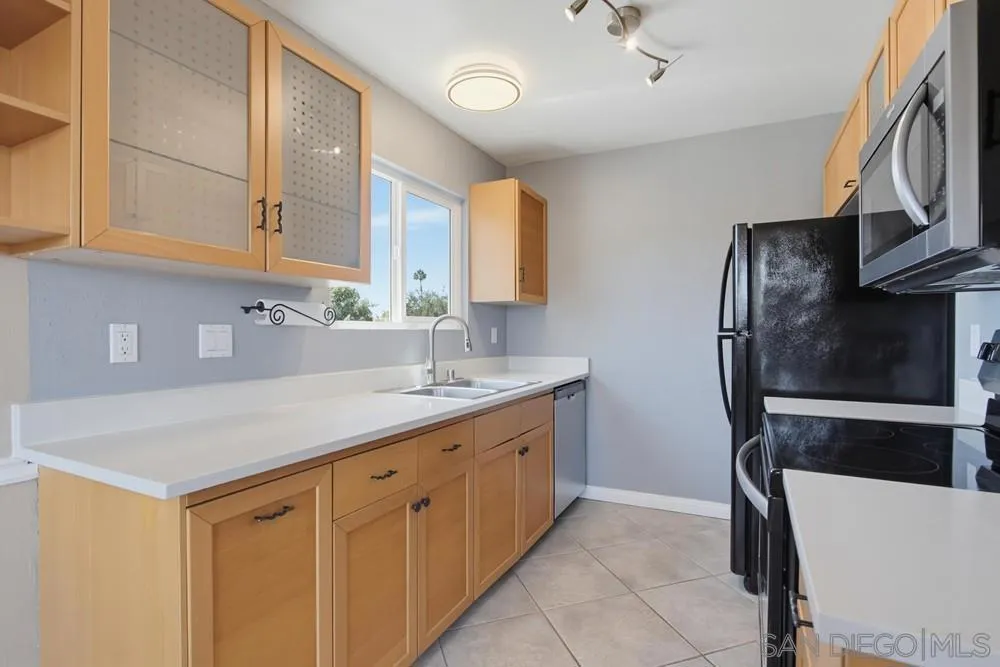 1626 Rue De Valle San Marcos, CA 92078