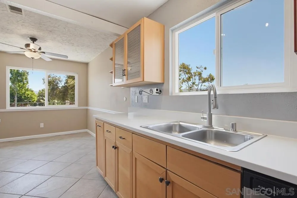 1626 Rue De Valle San Marcos, CA 92078