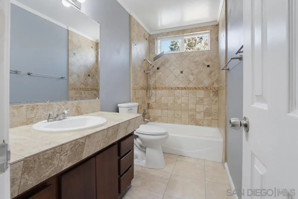1626 Rue De Valle San Marcos, CA 92078