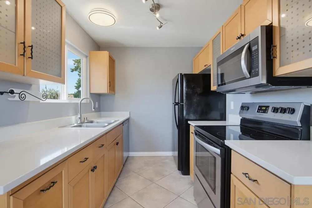 1626 Rue De Valle San Marcos, CA 92078