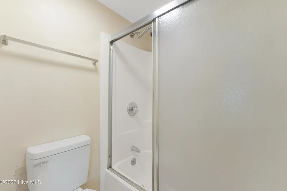 183 Drum Inlet Morehead City, NC 28557