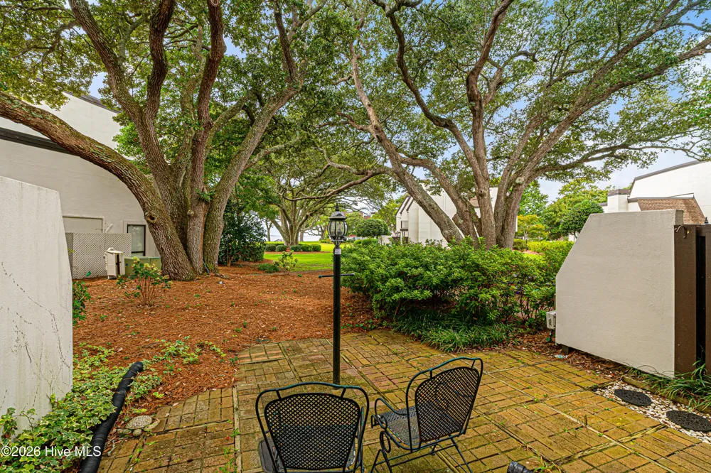 183 Drum Inlet Morehead City, NC 28557