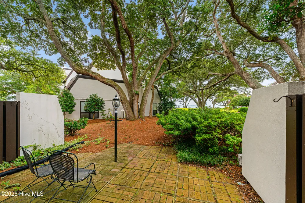 183 Drum Inlet Morehead City, NC 28557