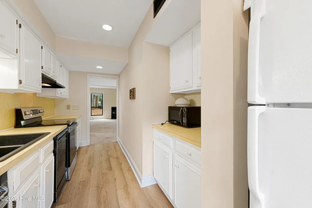 183 Drum Inlet Morehead City, NC 28557