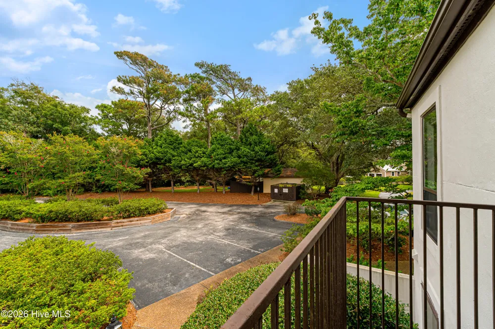183 Drum Inlet Morehead City, NC 28557