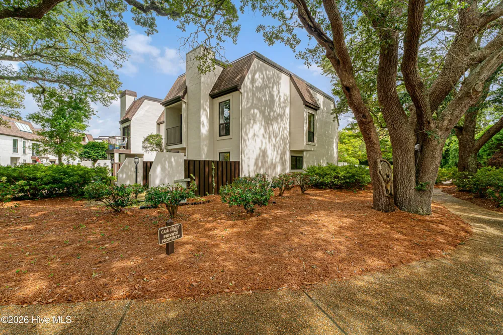 183 Drum Inlet Morehead City, NC 28557
