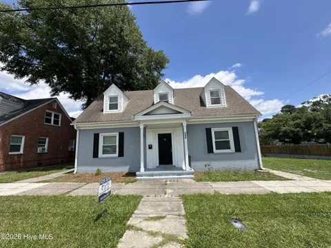 304 11th Street #Unit B