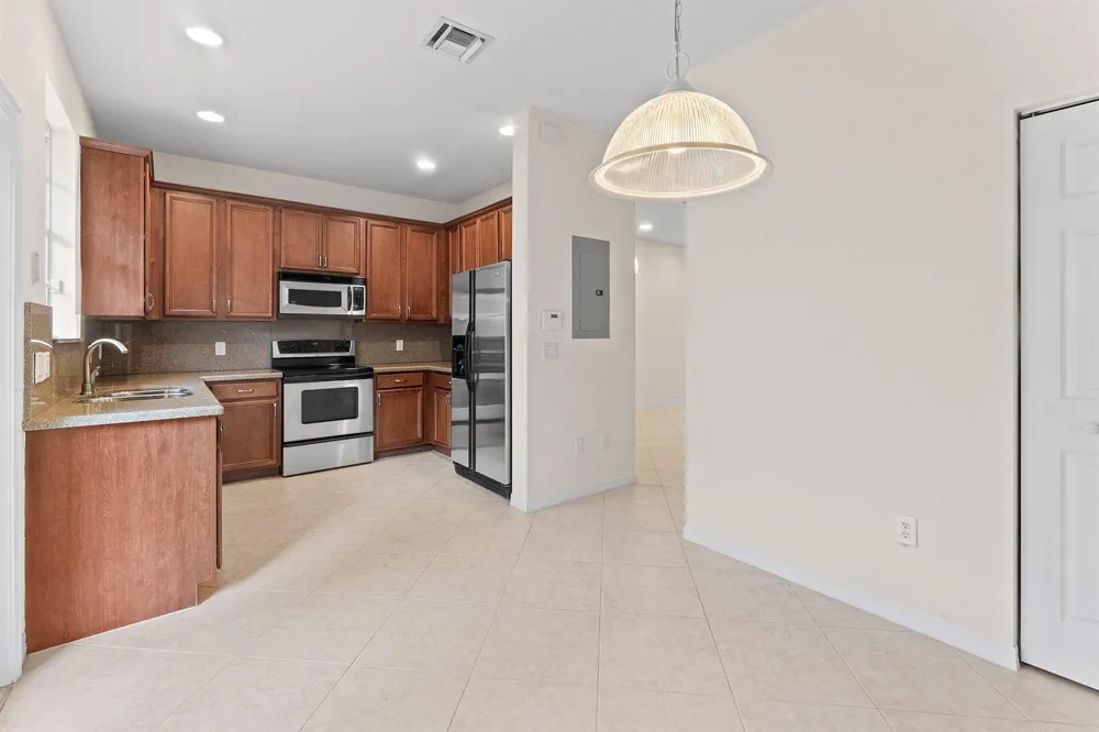 118 Seagrape Drive #107 Jupiter, FL 33458