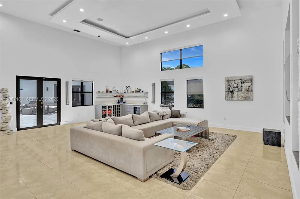1540 SW 115th Ave Davie, FL 33325
