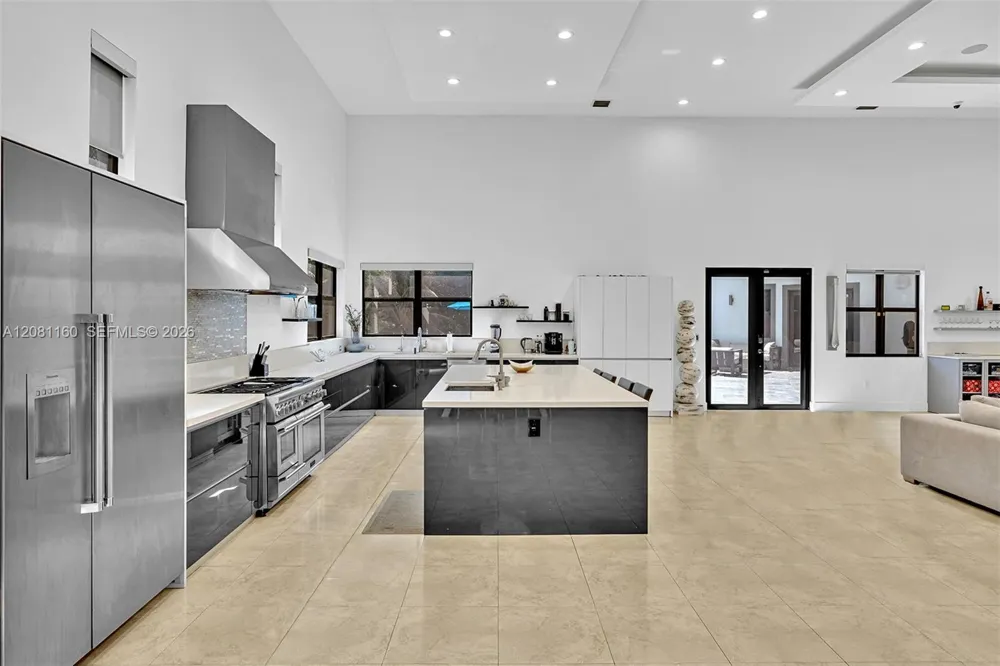 1540 SW 115th Ave Davie, FL 33325