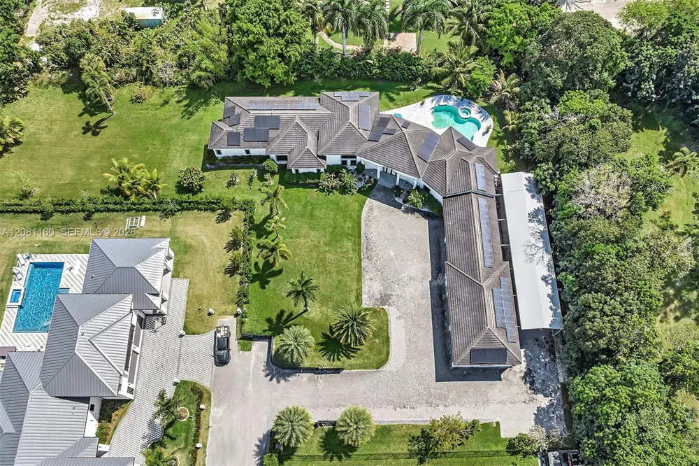 1540 SW 115th Ave Davie, FL 33325