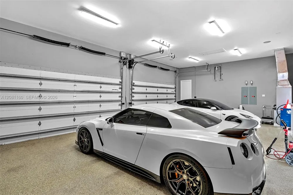 1540 SW 115th Ave Davie, FL 33325