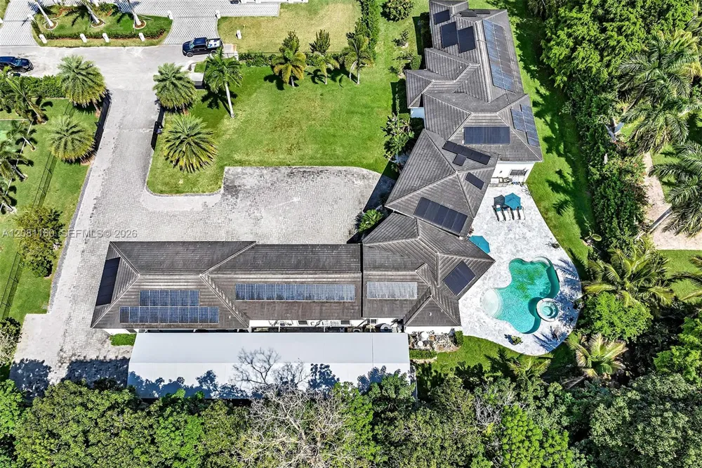 1540 SW 115th Ave Davie, FL 33325