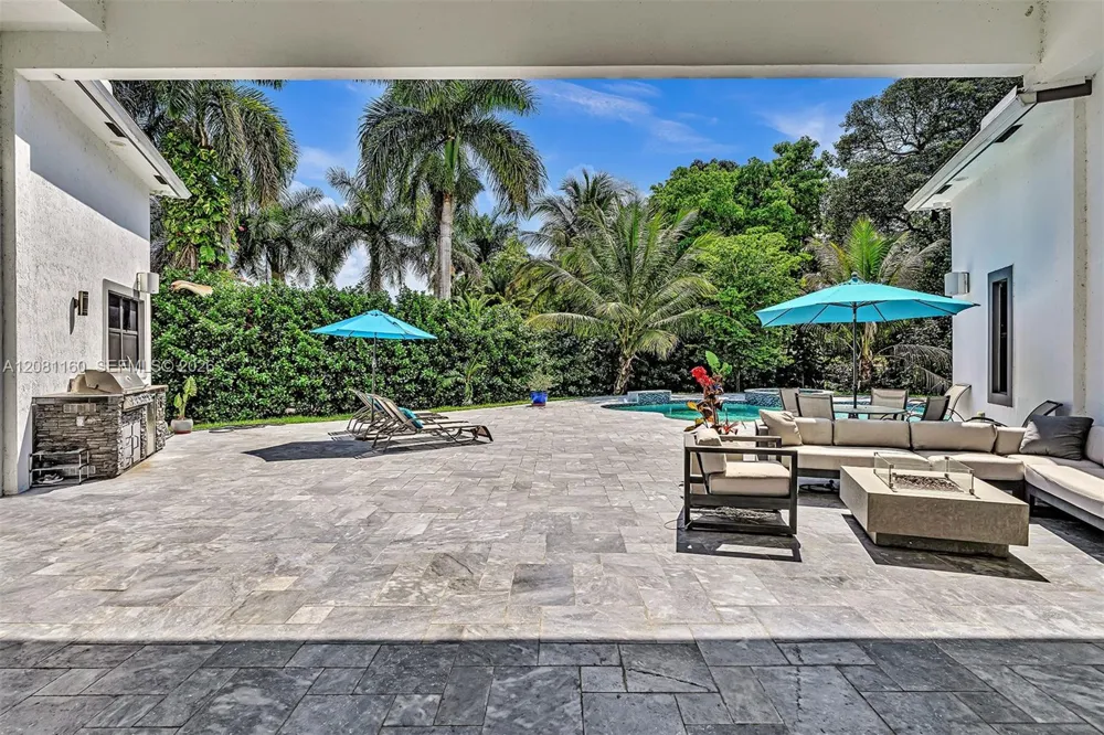 1540 SW 115th Ave Davie, FL 33325