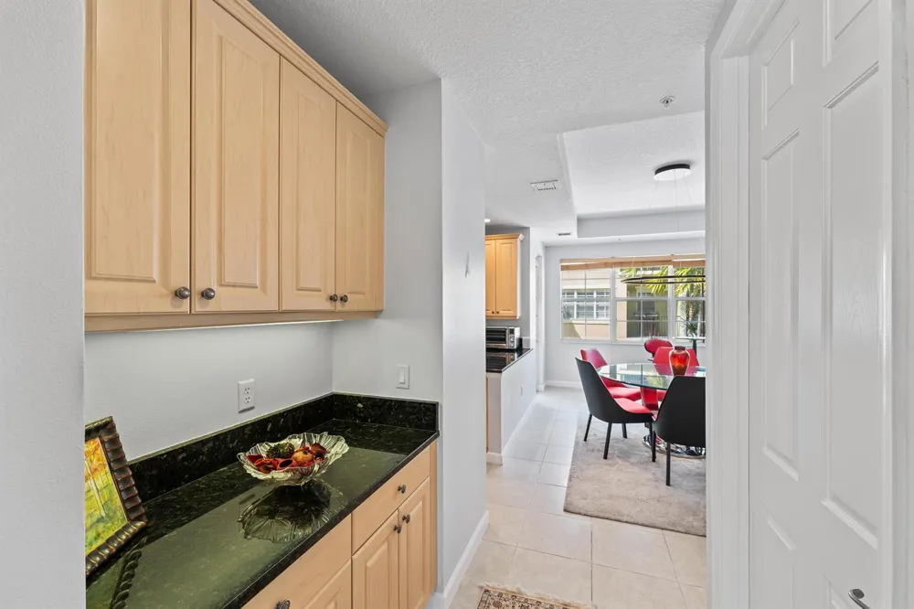 2558 Gardens Parkway Palm Beach Gardens, FL 33410
