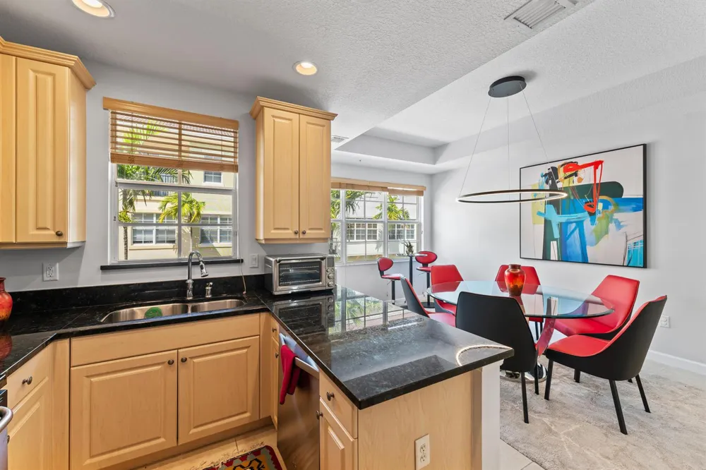 2558 Gardens Parkway Palm Beach Gardens, FL 33410