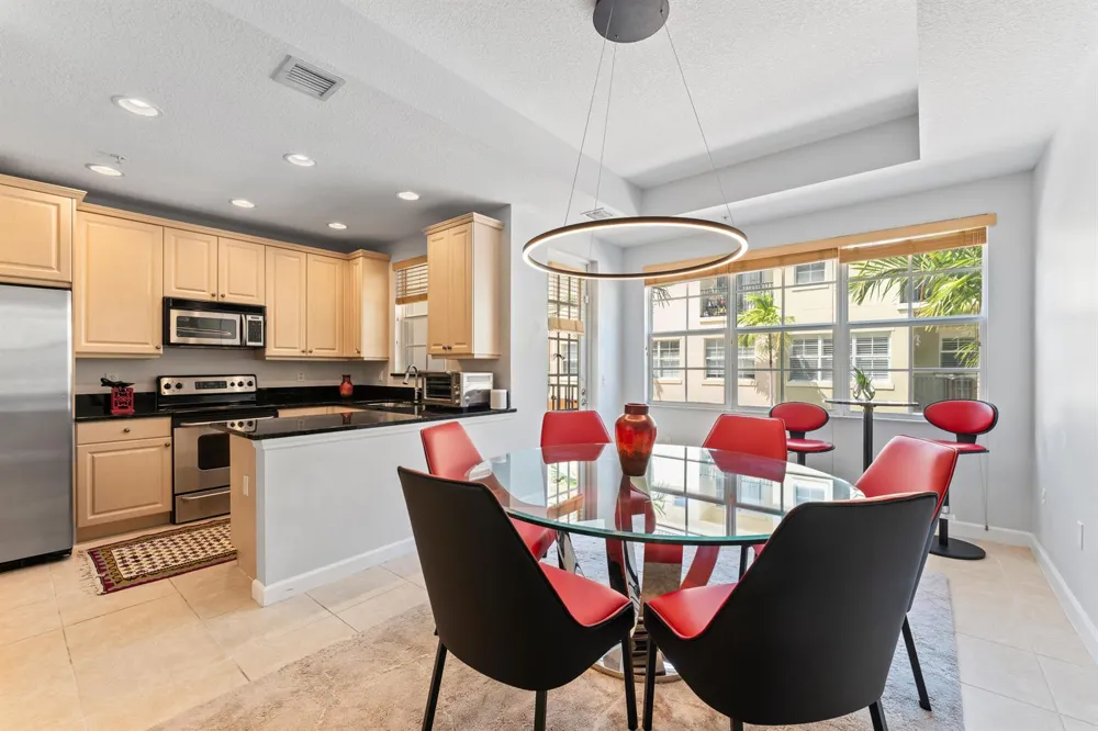 2558 Gardens Parkway Palm Beach Gardens, FL 33410