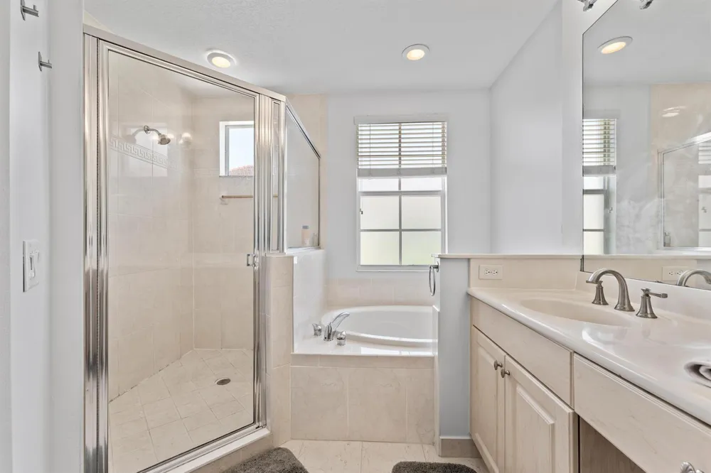 2558 Gardens Parkway Palm Beach Gardens, FL 33410