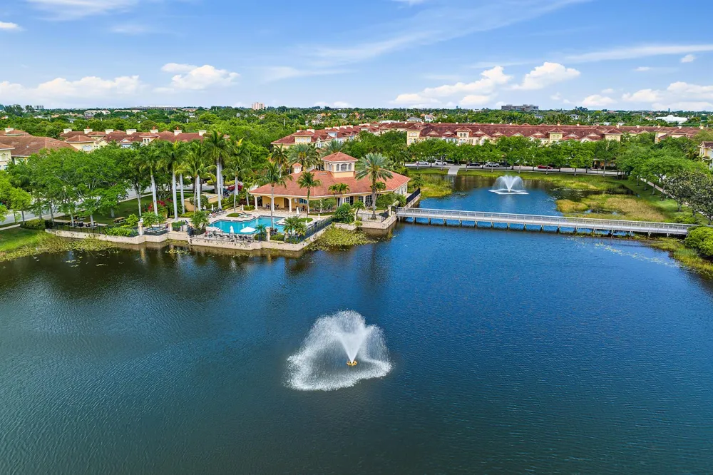 2558 Gardens Parkway Palm Beach Gardens, FL 33410