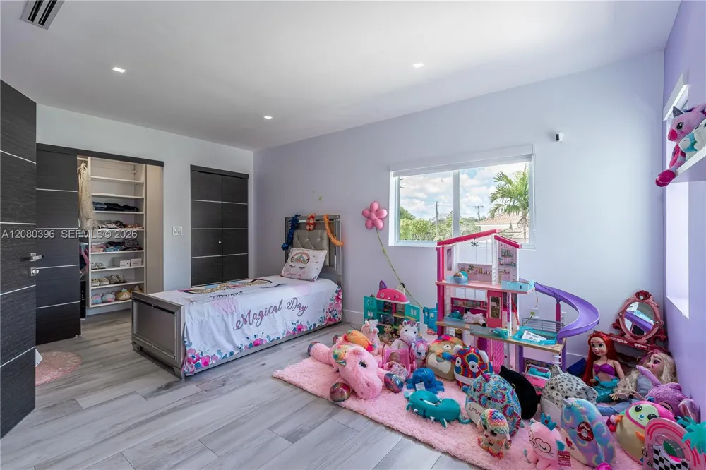 11531 SW 93rd St Miami, FL 33176