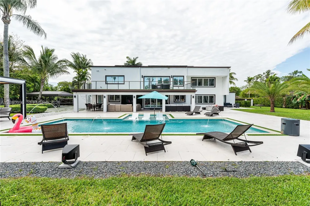 11531 SW 93rd St Miami, FL 33176