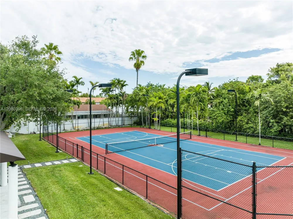 11531 SW 93rd St Miami, FL 33176