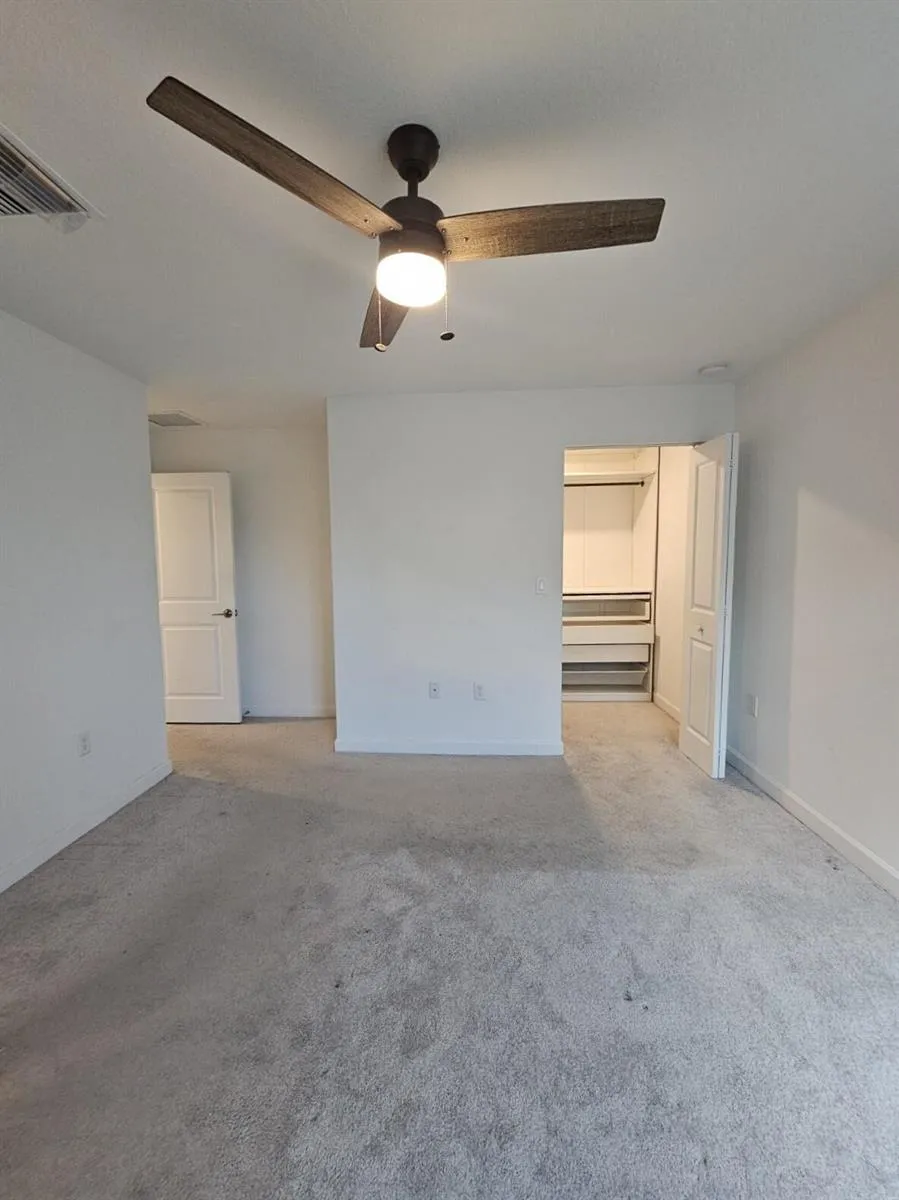 6765 Broadwater Lane Lake Worth, FL 33467