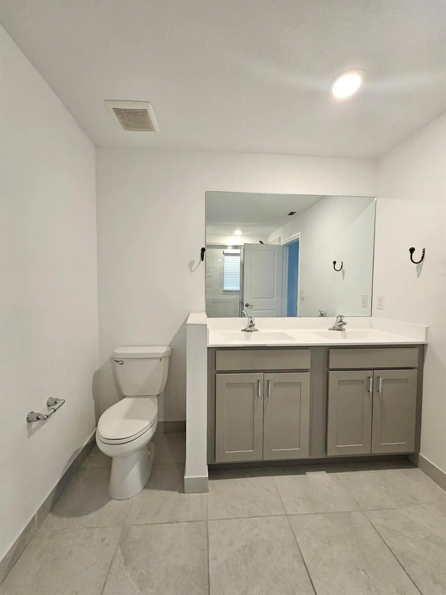 6765 Broadwater Lane Lake Worth, FL 33467