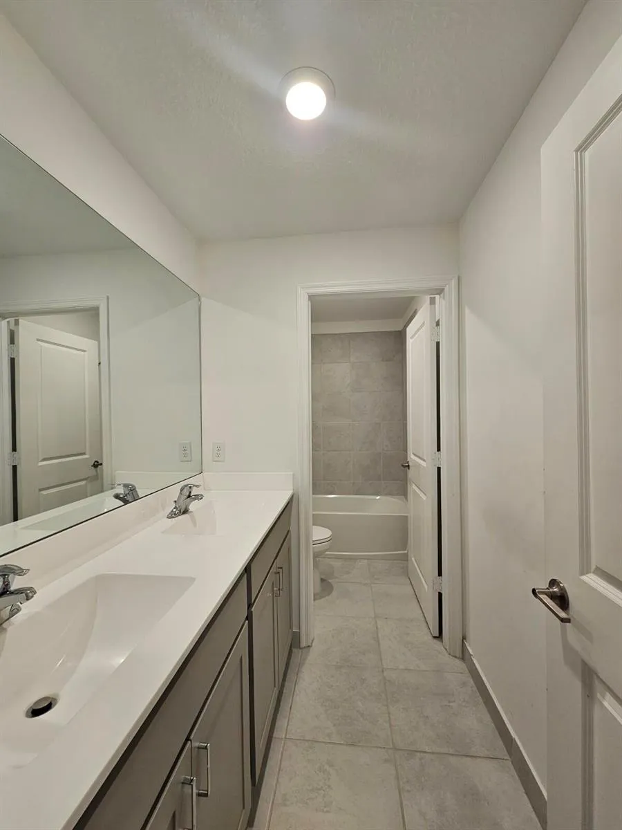 6765 Broadwater Lane Lake Worth, FL 33467