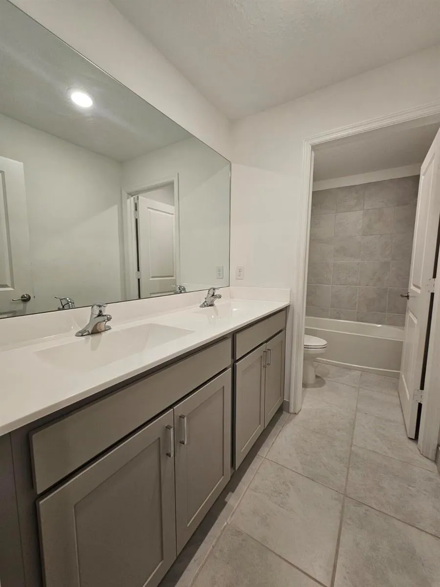 6765 Broadwater Lane Lake Worth, FL 33467
