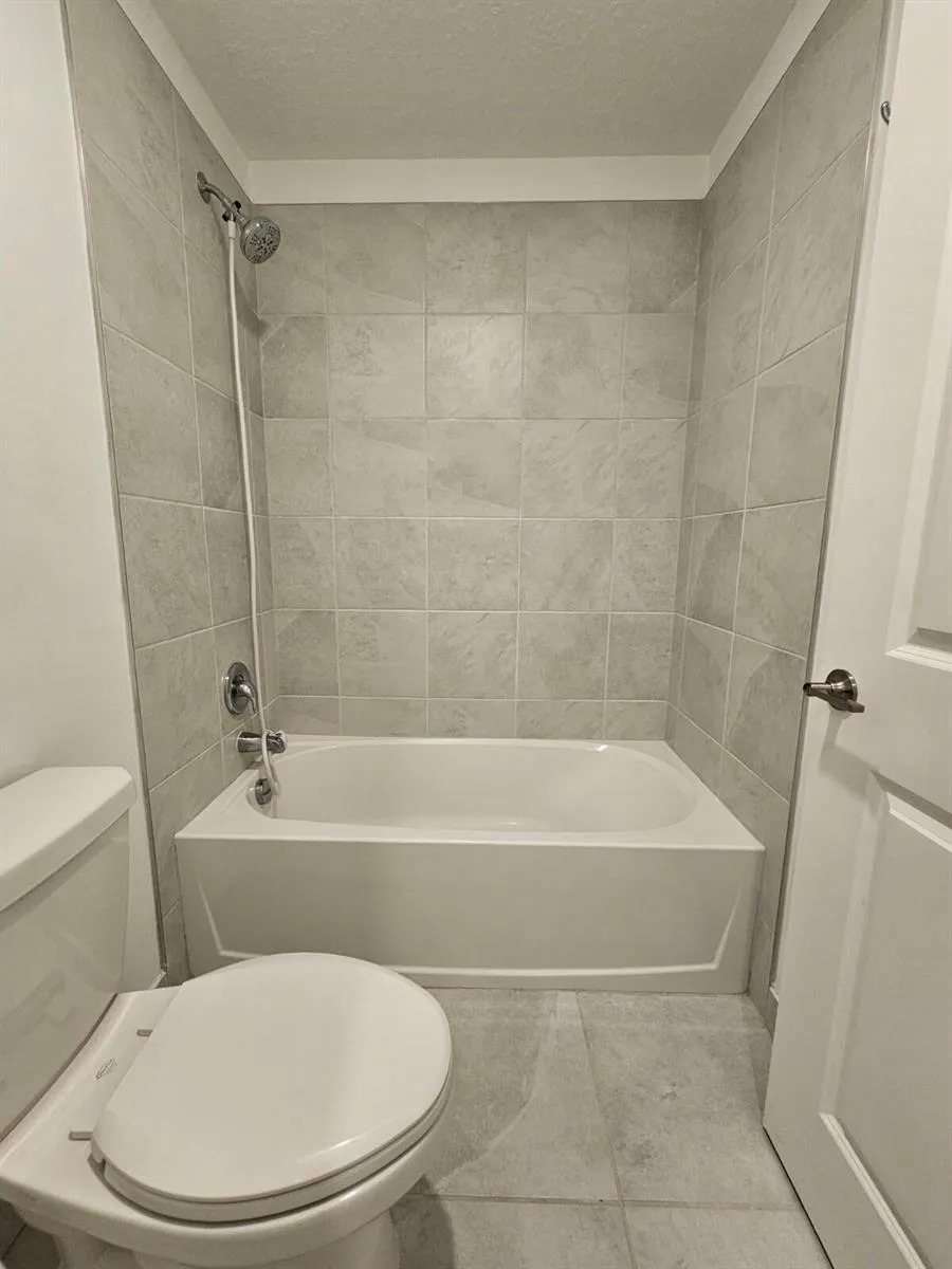 6765 Broadwater Lane Lake Worth, FL 33467