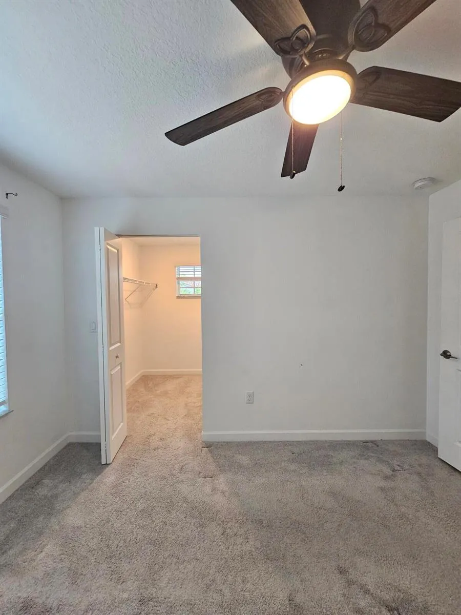 6765 Broadwater Lane Lake Worth, FL 33467