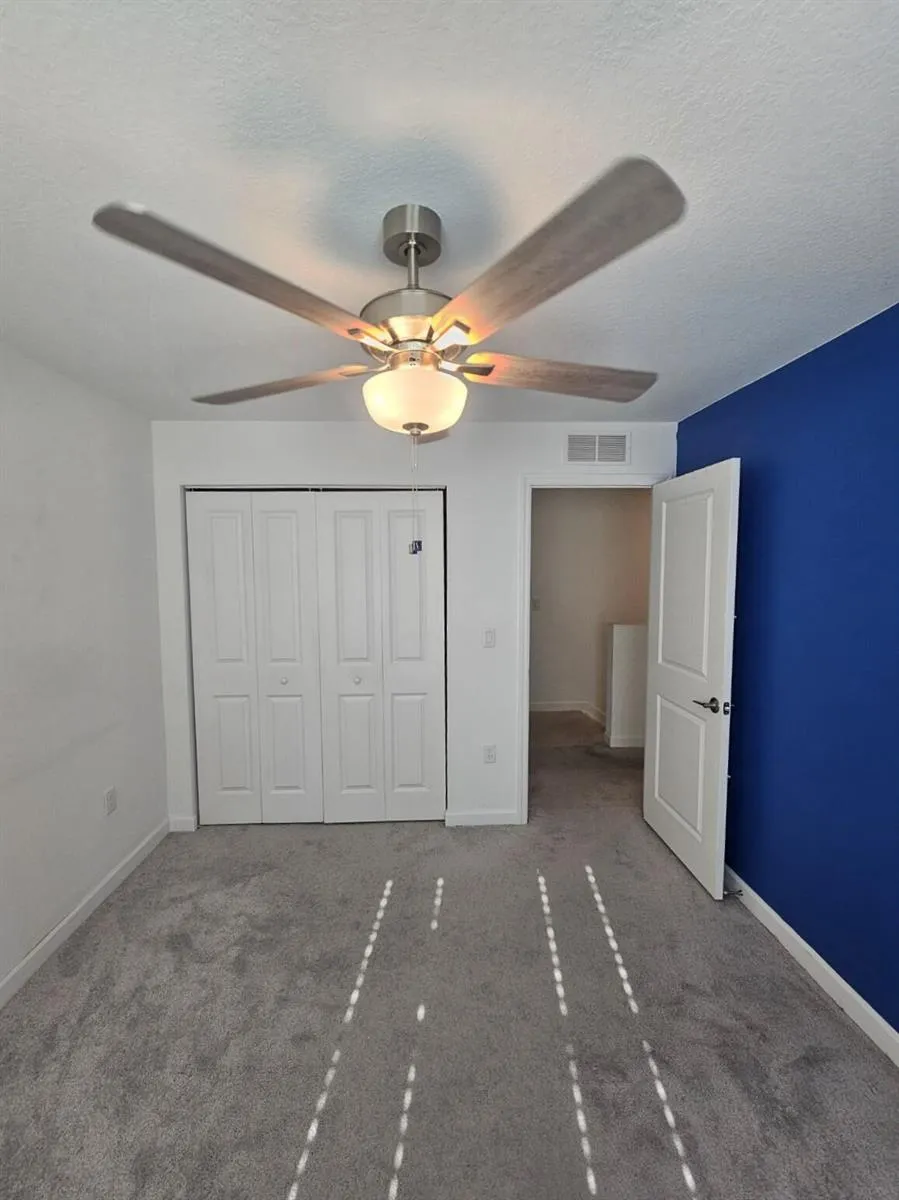 6765 Broadwater Lane Lake Worth, FL 33467