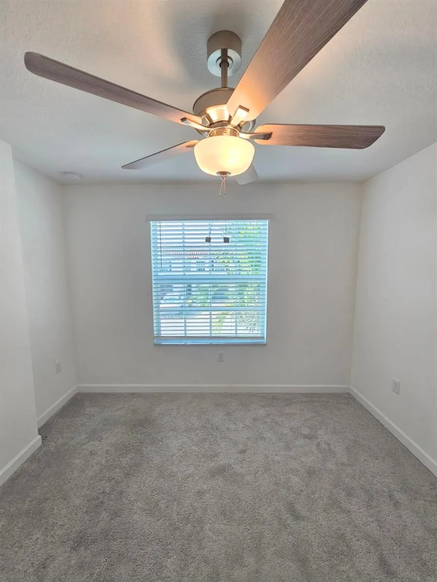 6765 Broadwater Lane Lake Worth, FL 33467