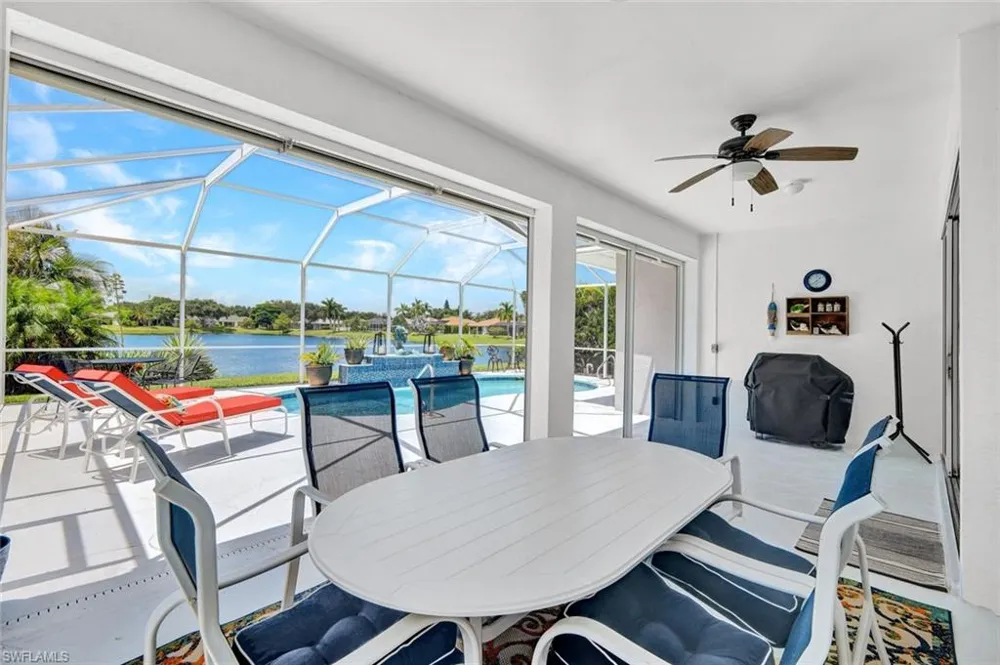 484 Crossfield Circle Naples, FL 34104