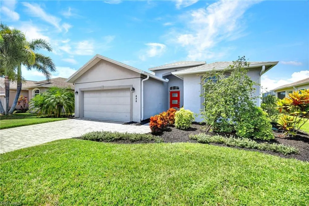 484 Crossfield Circle Naples, FL 34104