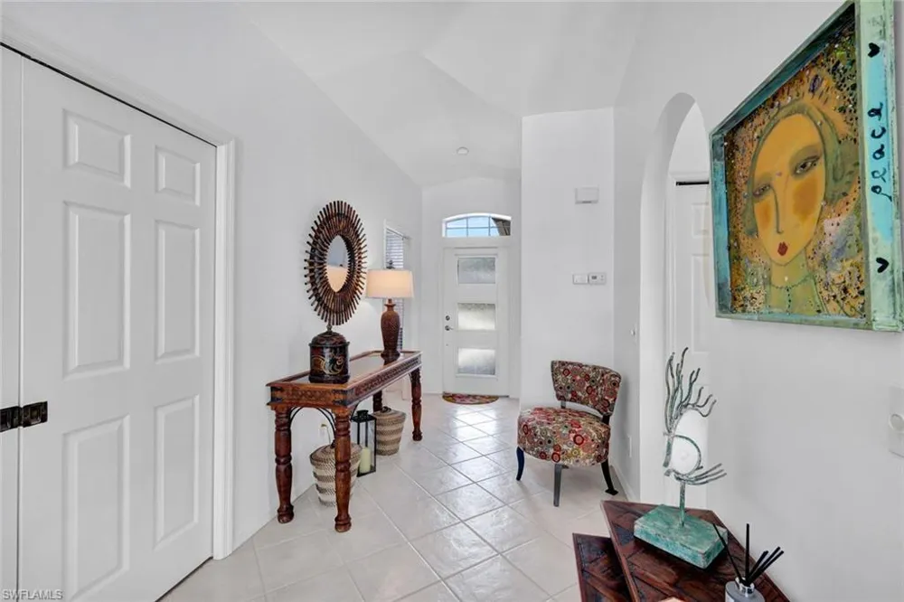 484 Crossfield Circle Naples, FL 34104
