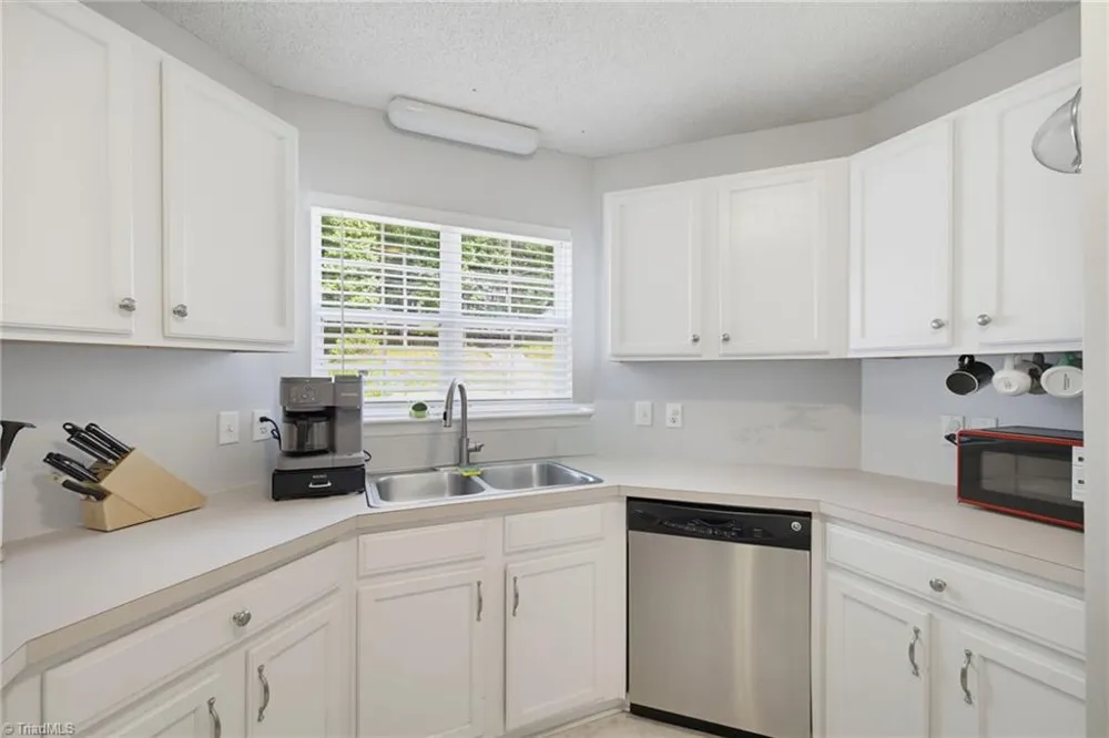4816 Tiffany Avenue Winston-Salem, NC 27104