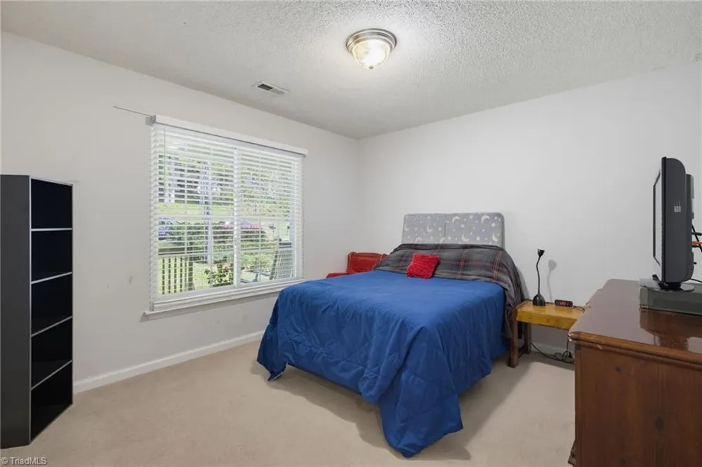 4816 Tiffany Avenue Winston-Salem, NC 27104