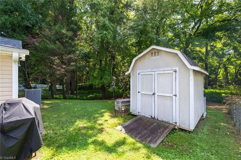 4816 Tiffany Avenue Winston-Salem, NC 27104