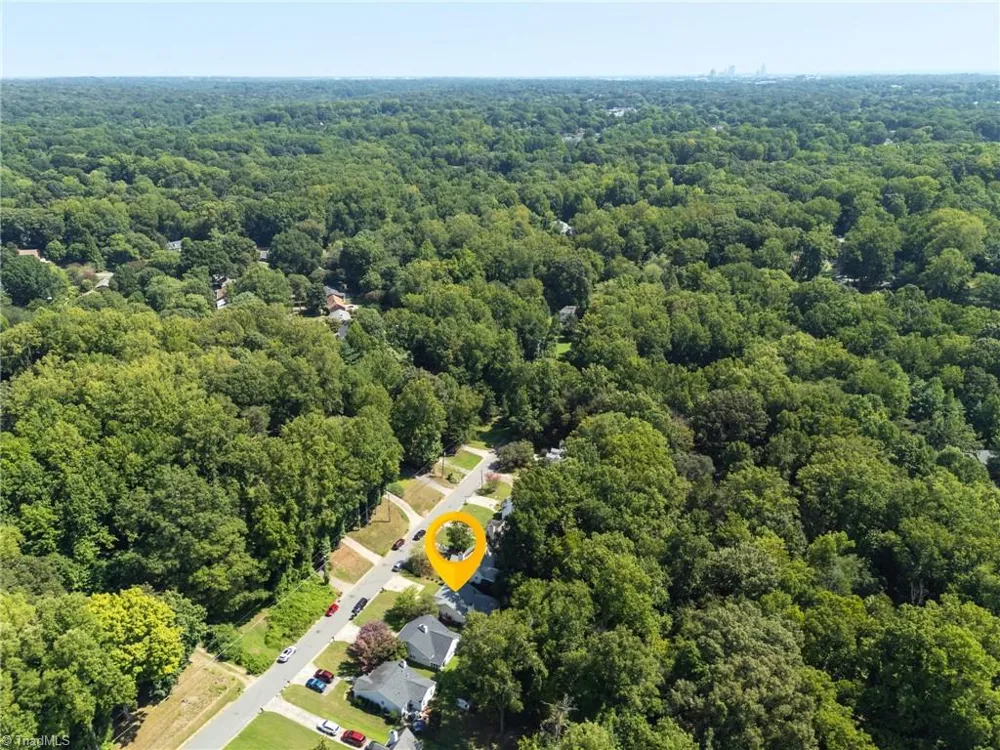 4816 Tiffany Avenue Winston-Salem, NC 27104