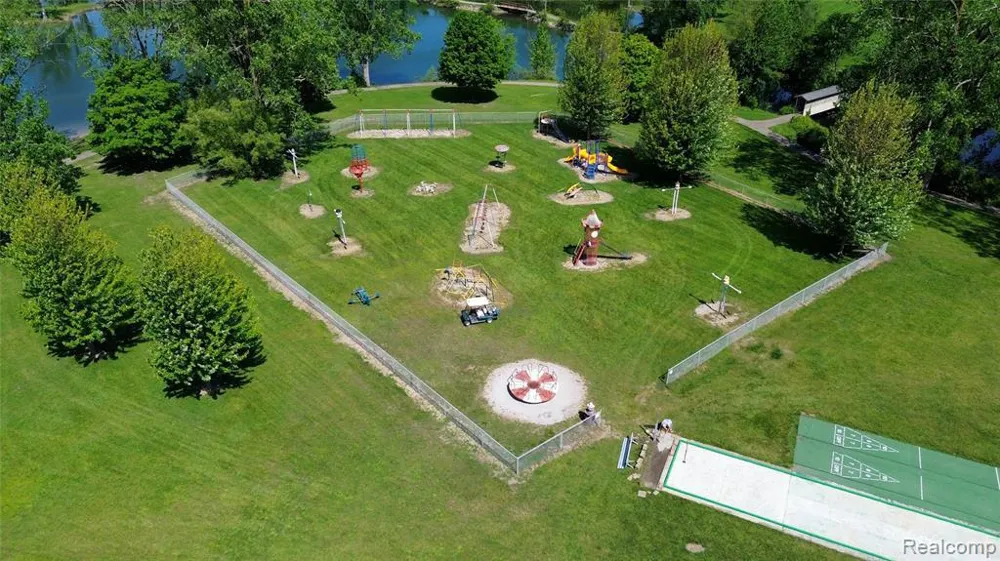 10001 Goodall Road E #422 Vernon Township, MI 48429