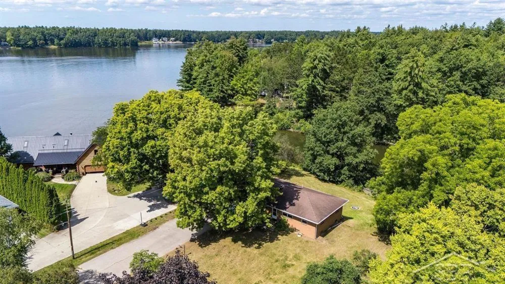 3314 Genrich Drive Jerome Township, MI 48657