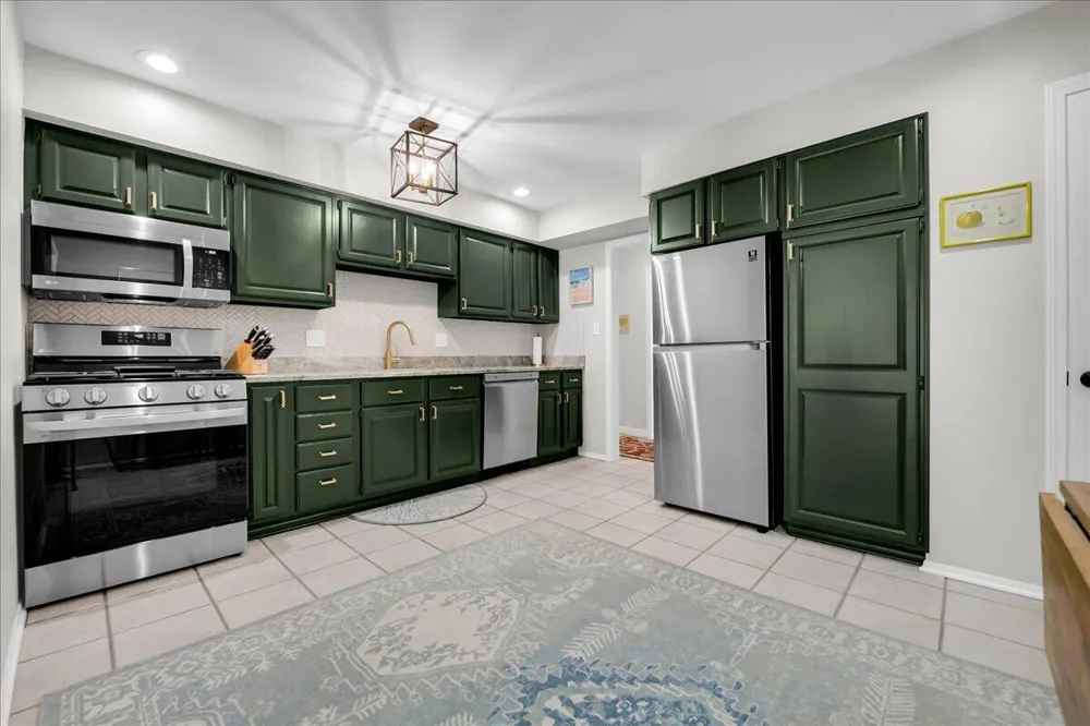 1750 Tiverton Road Bloomfield Hills City, MI 48304