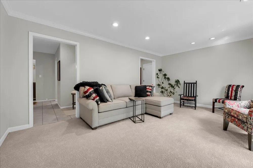 1750 Tiverton Road Bloomfield Hills City, MI 48304