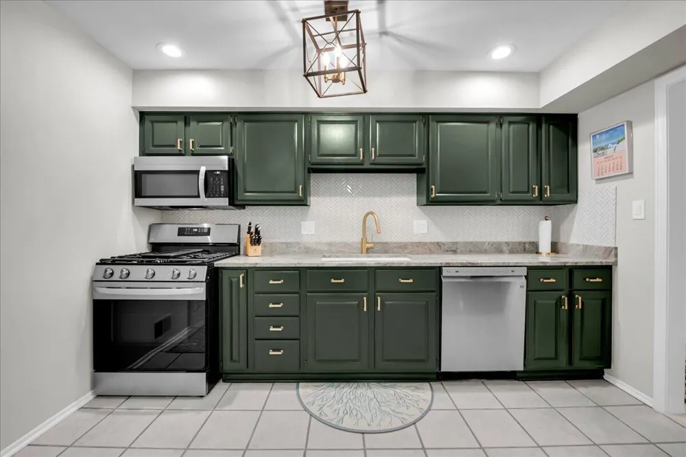 1750 Tiverton Road Bloomfield Hills City, MI 48304